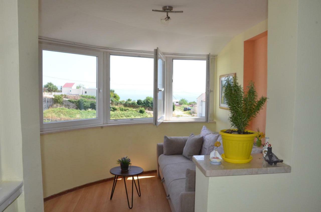 Beach Apartment Sweet Dora Split Exterior photo